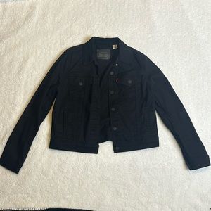 Levi’s black womens denim jacket | size L